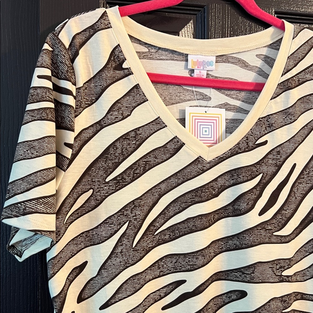LuLaRoe Iris Top - Small - Picture 2 of 11